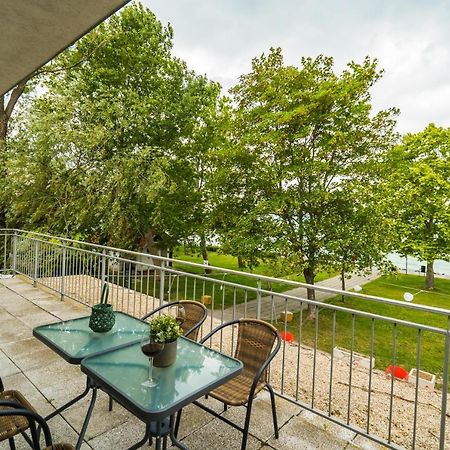 Siesta Sziget - Balaton-Parti Apartmanok Siofok Bagian luar foto