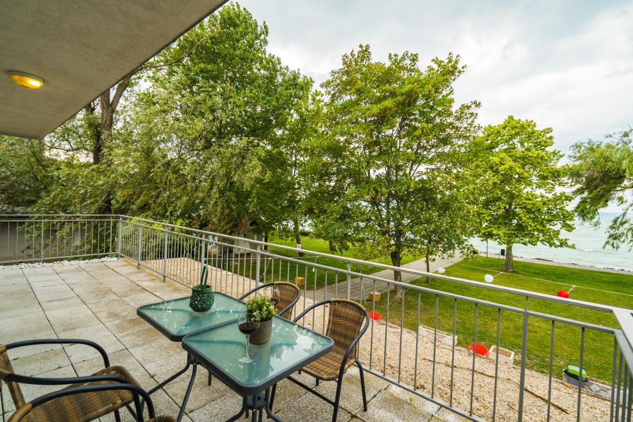 Siesta Sziget - Balaton-Parti Apartmanok Siofok Bagian luar foto