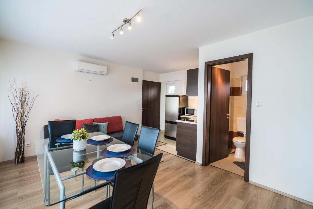 Siesta Sziget - Balaton-Parti Apartmanok Siofok Bagian luar foto