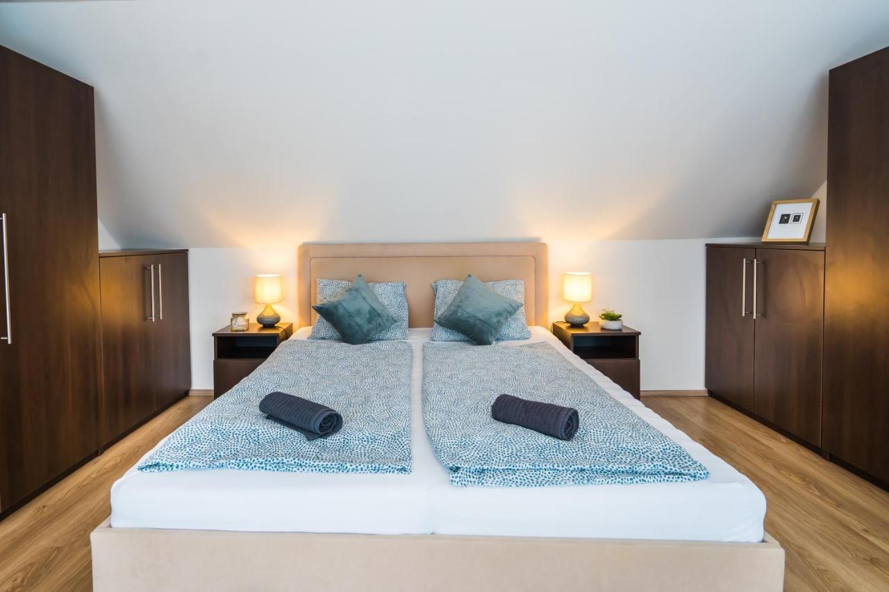 Siesta Sziget - Balaton-Parti Apartmanok Siofok Bagian luar foto