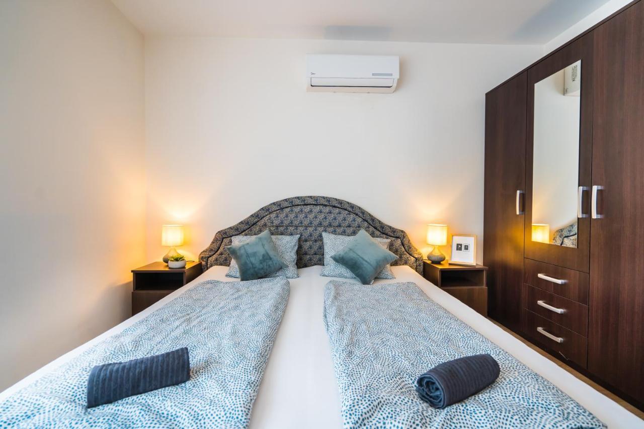Siesta Sziget - Balaton-Parti Apartmanok Siofok Bagian luar foto