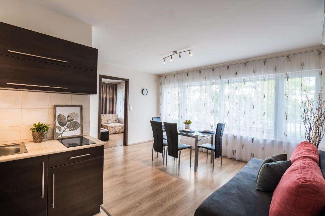 Siesta Sziget - Balaton-Parti Apartmanok Siofok Bagian luar foto